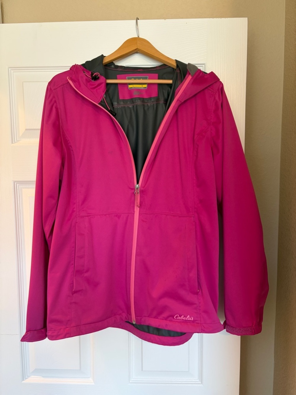 Cabela’s Hooded Raincoat Jacket Women’s Size Large Hot Pink Outdoor Camping Y1
